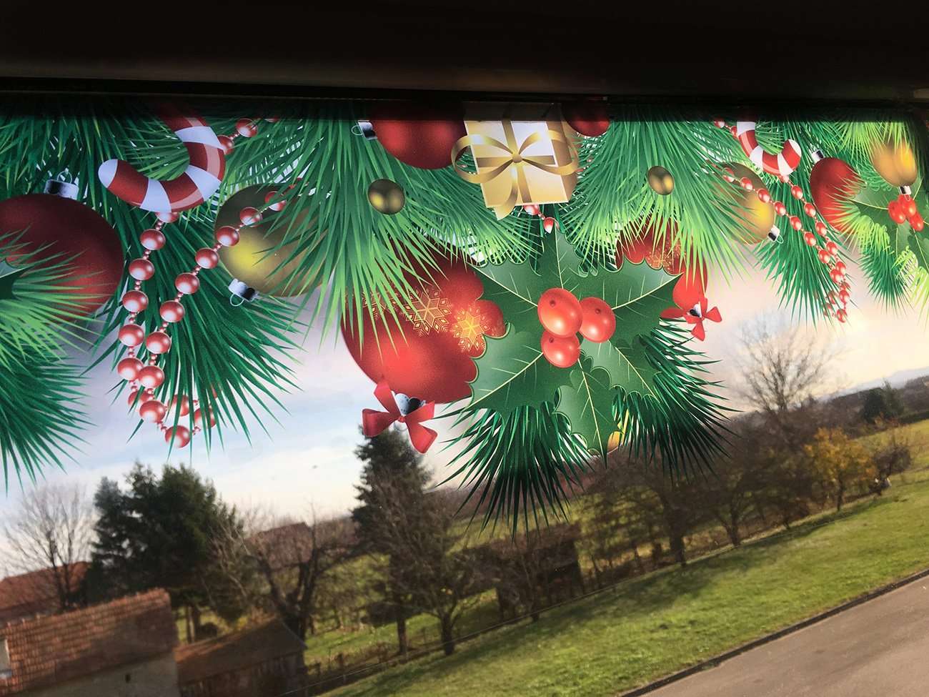 Božićne dekoracije za prozore